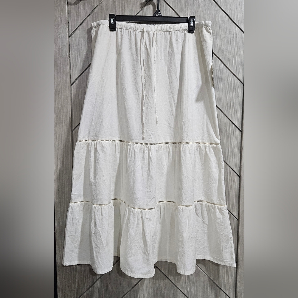 Ava & Viv Cream Maxi Skirt
